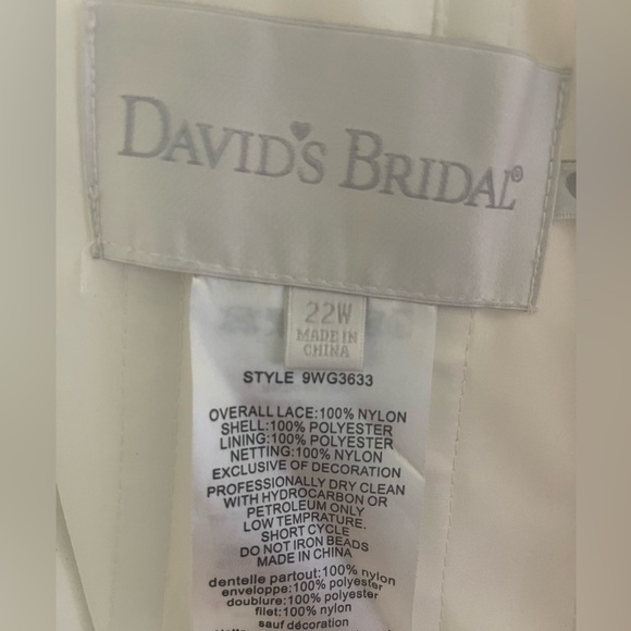 David's Bridal 22W Strapless Wedding Dress with Lace Corset Bodice STYLE# WG3633 - Picture 15 of 15